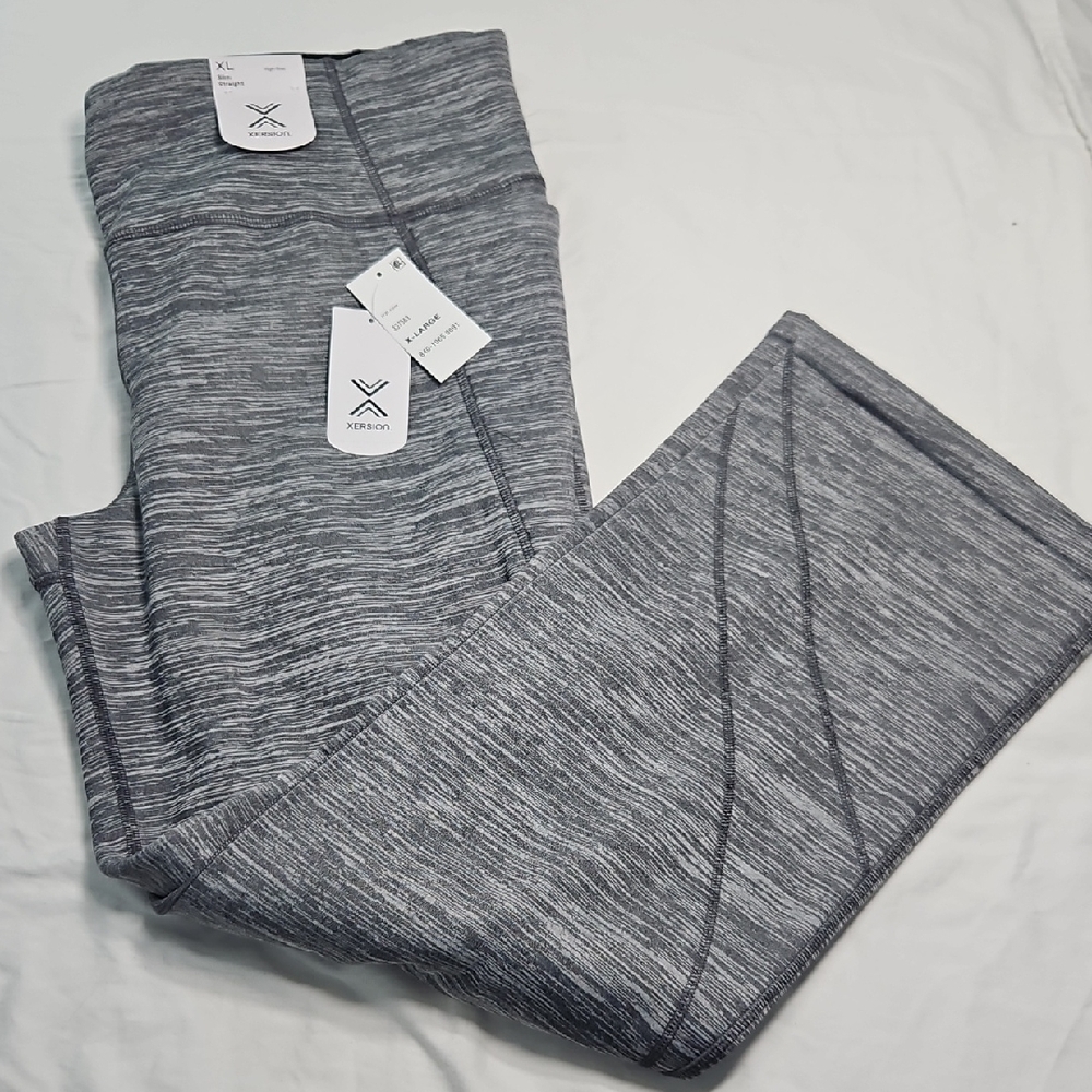 NWT Xersion Gray Fleece Lined Slim Straight High-Rise Leggings - Picture 1 of 9